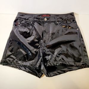 Juniors / Womens Shiny Patent Black Shorts